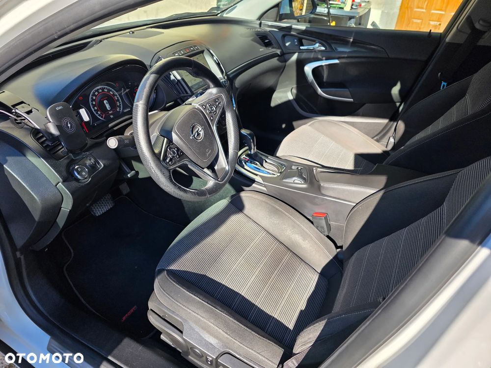 Opel Insignia 1.6 T Cosmo - 17