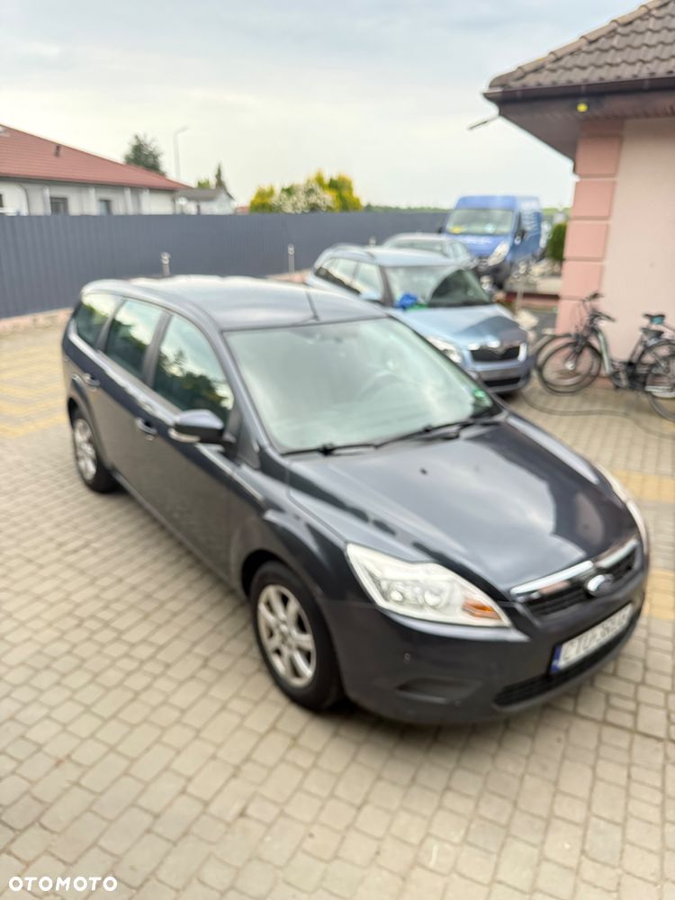 Ford Focus 1.8 Trend - 16