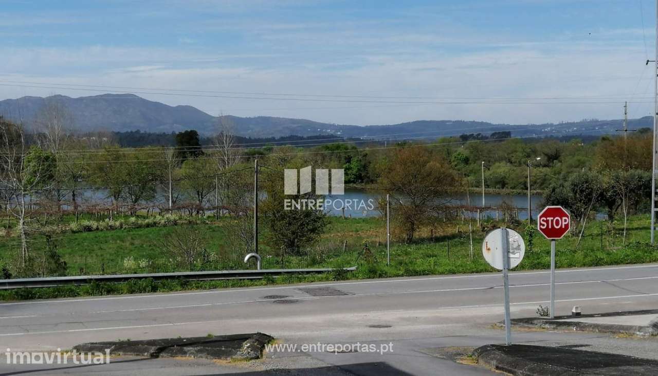 Venda de lote para construção, Moreira Geraz do Lima, Viana do Caste - Grande imagem: 4/30