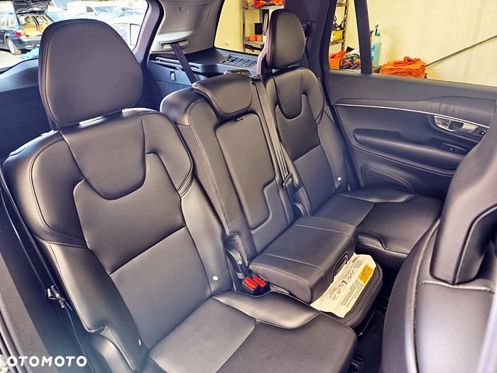 Volvo XC 90 T5 AWD Momentum 7os - 37