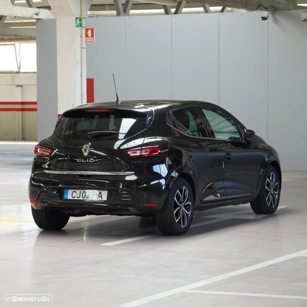 Renault Clio - 8