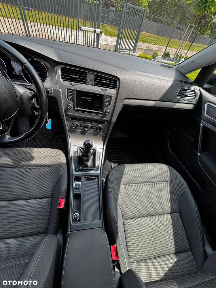 Volkswagen Golf 1.6 TDI BMT Comfortline - 5