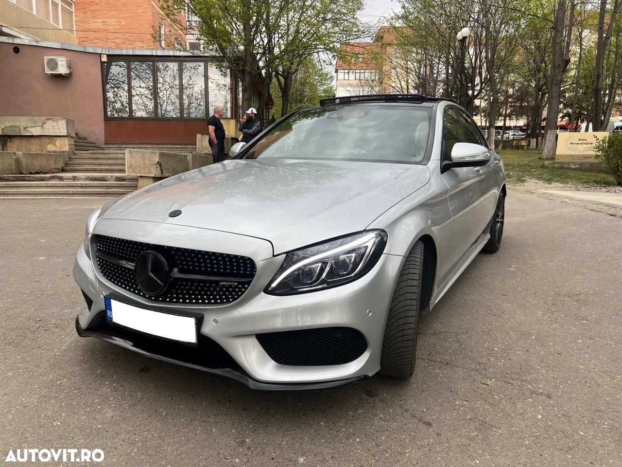Mercedes-Benz C 400 4Matic T 7G-TRONIC AMG Line - 28