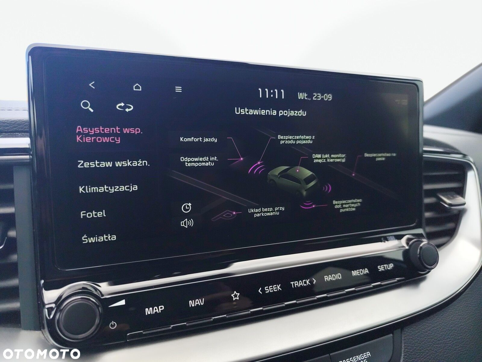 Kia ProCeed - 38