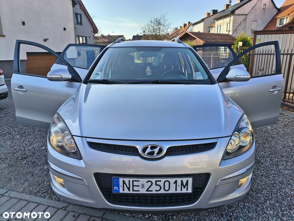 Hyundai i30 1.6 blue Classic - 9
