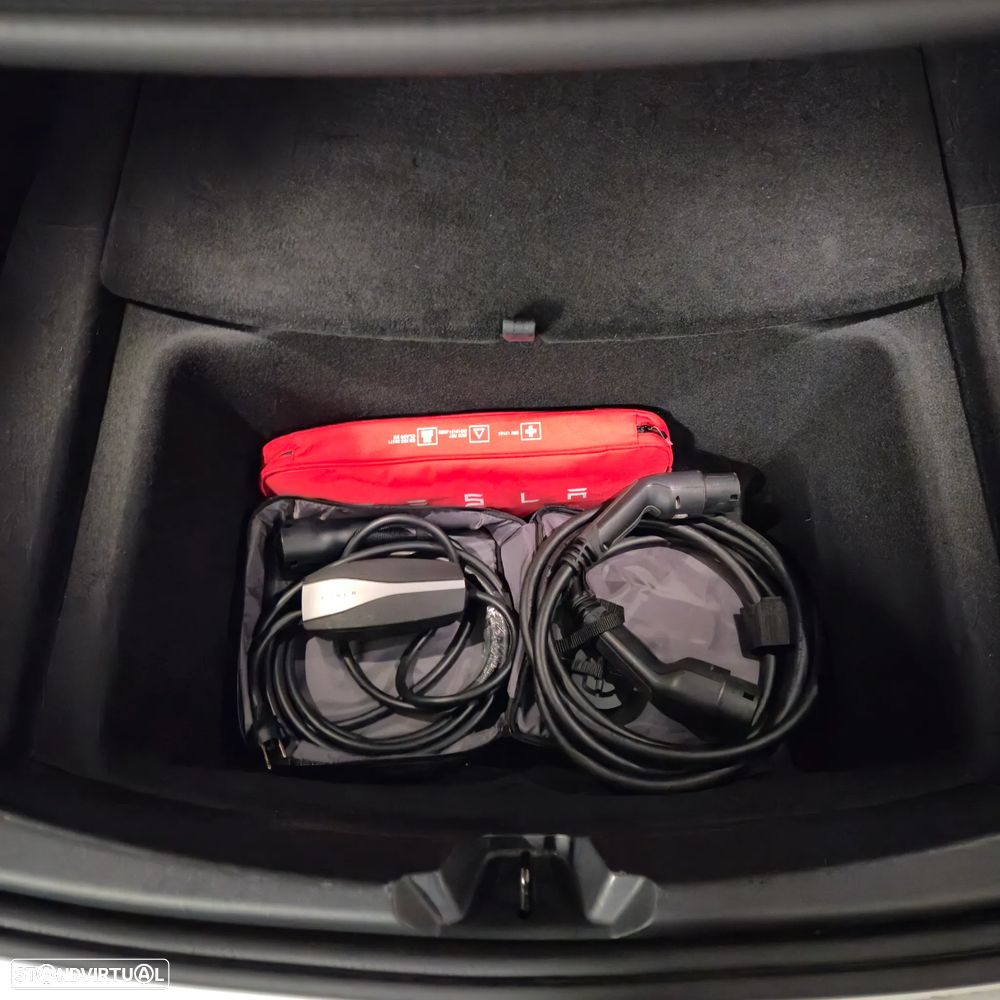 Tesla Model 3 Standard Range Plus RWD - 11