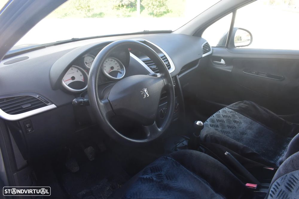 Peugeot 207 1.4 16V Open - 8