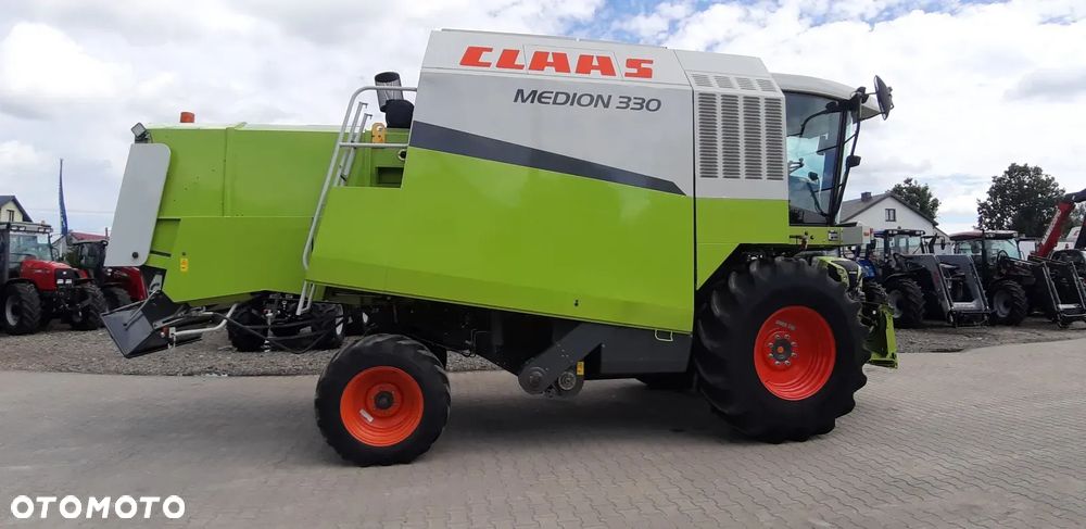 Claas Medion 330 - 3