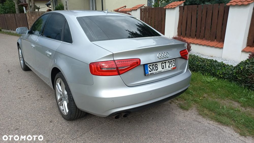Audi A4 Limousine 1.8 TFSI Ambiente - 14