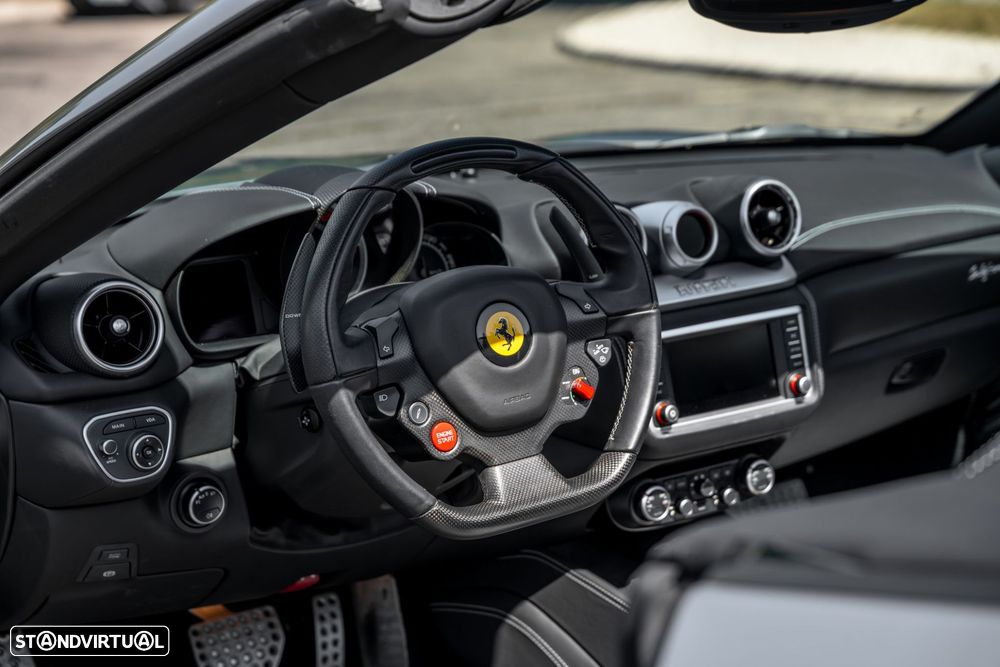 Ferrari California T - 19