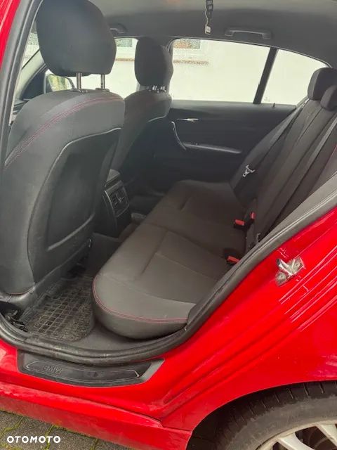 BMW Seria 1 118i Sport Line - 21