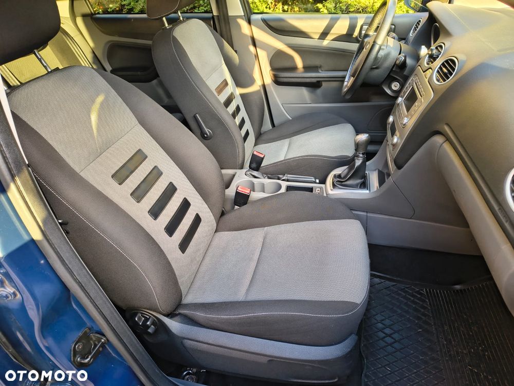 Ford Focus 1.6 FX Silver - 4