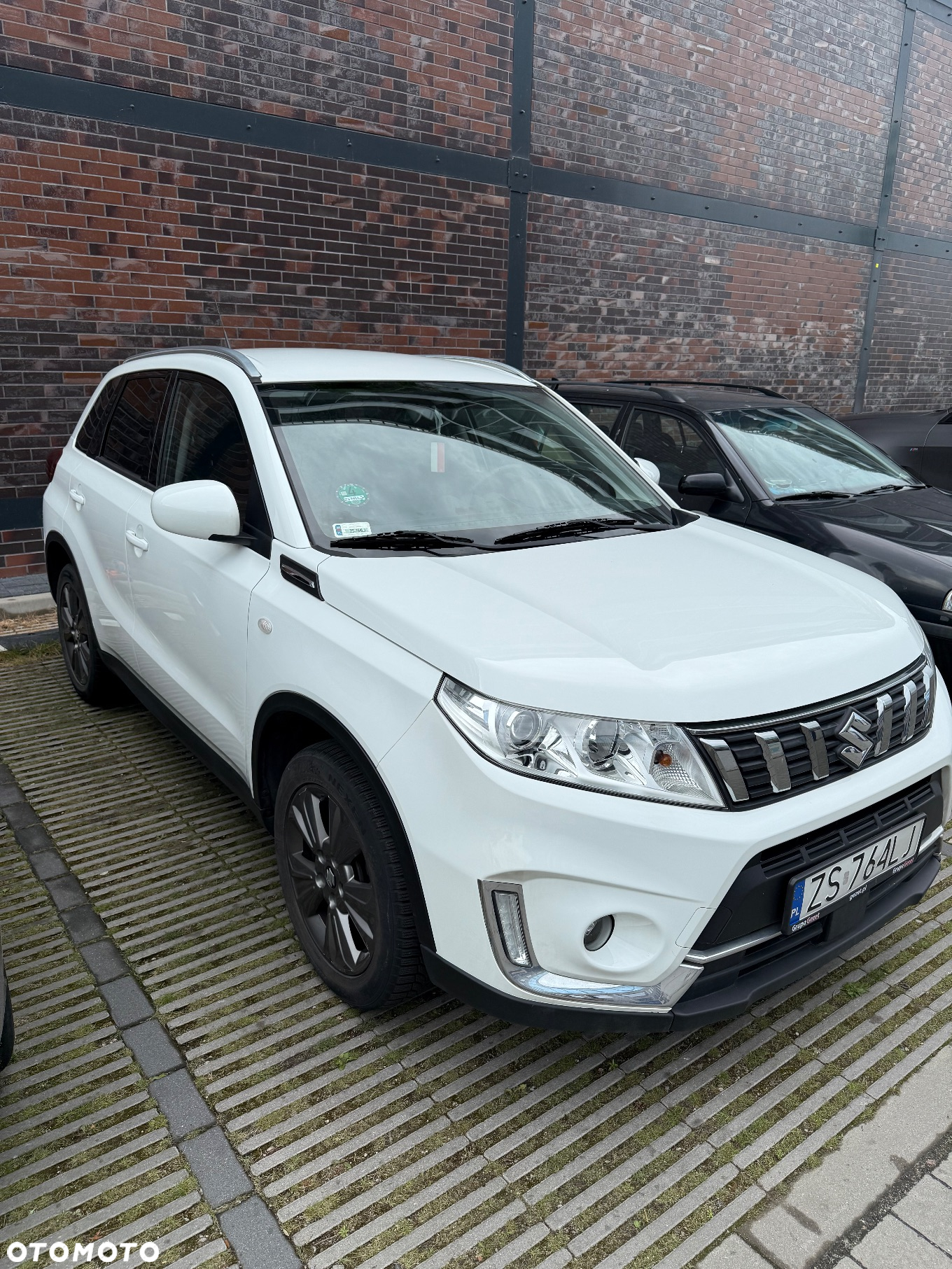 Suzuki Vitara 1.0 Boosterjet Premium 2WD - 21