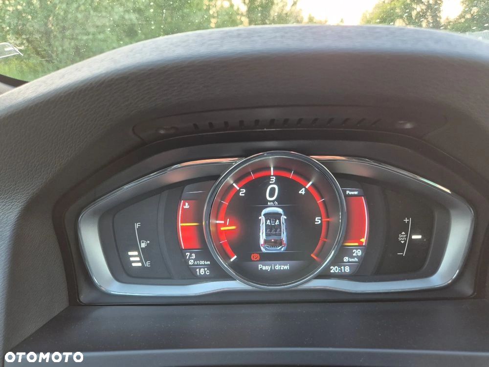 Volvo V60 D4 Drive-E R-Design Momentum - 14