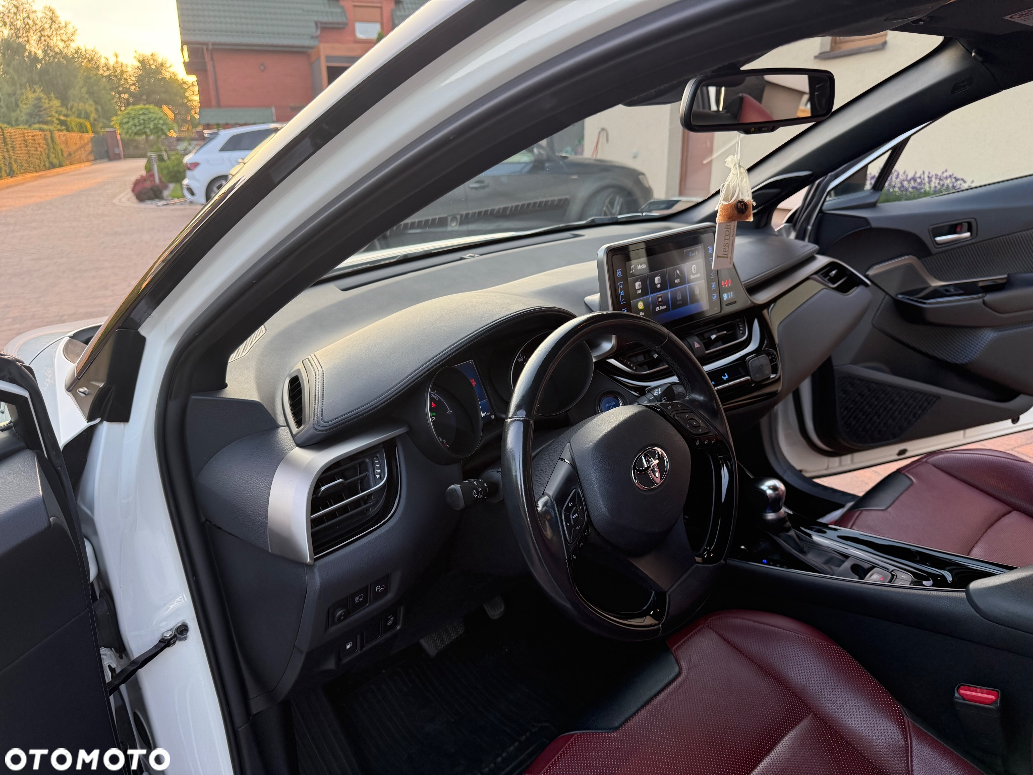 Toyota C-HR 1.8 Hybrid Selection - 17