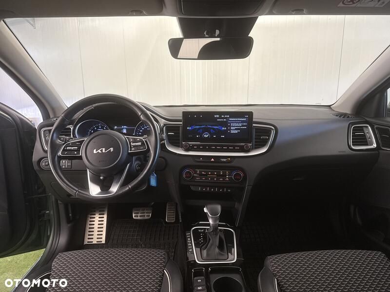Kia Ceed 1.5 T-GDI Business Line DCT - 21
