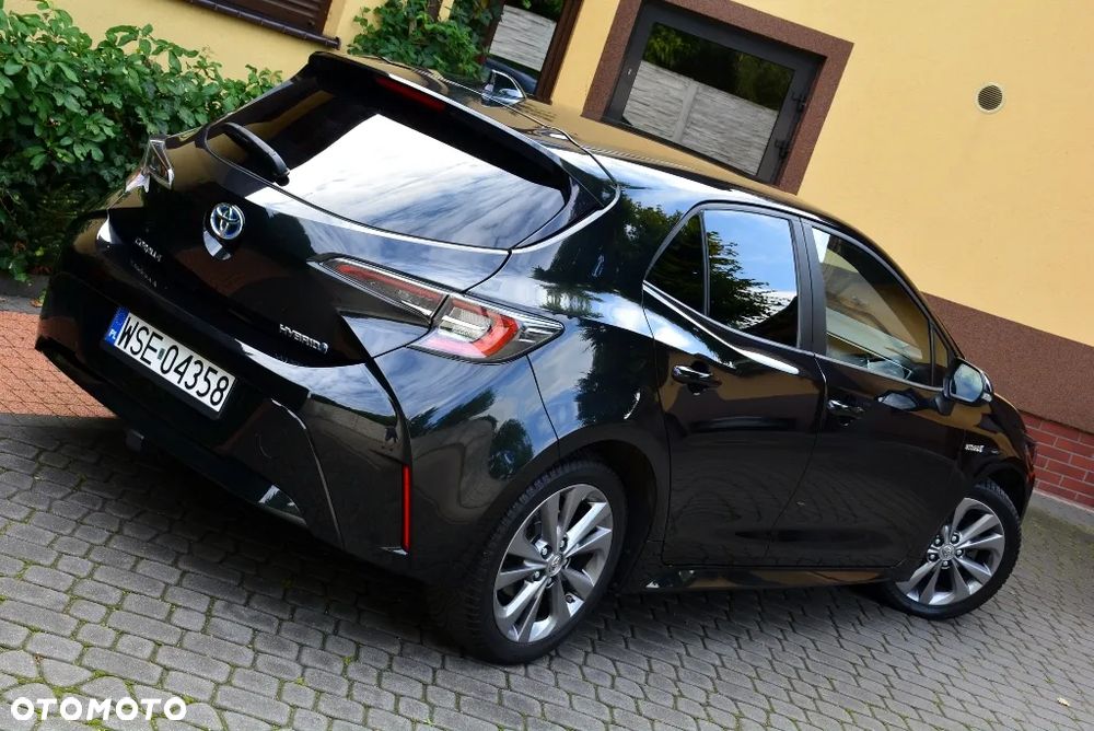 Toyota Corolla 1.8 Hybrid Comfort - 24