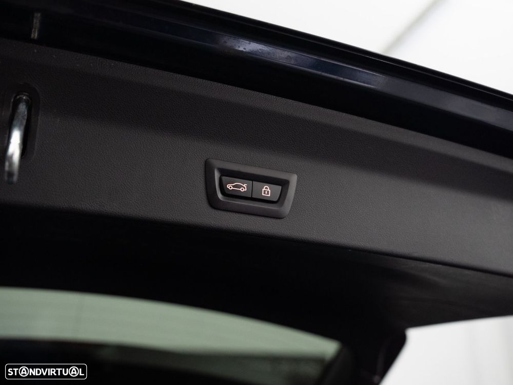 BMW iX3 Impressive - 13