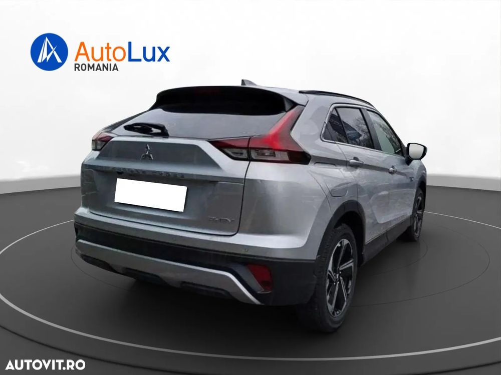 Mitsubishi Eclipse-Cross Plug-In Hybrid 4WD Basis - 2