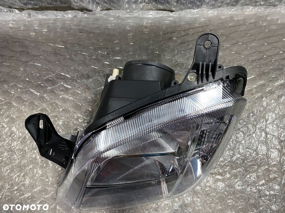 LAMPA ZWYKŁA LEWA OPEL MERIVA A - 5