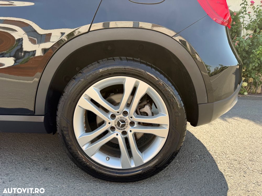 Mercedes-Benz GLA 250 7G-DCT - 21