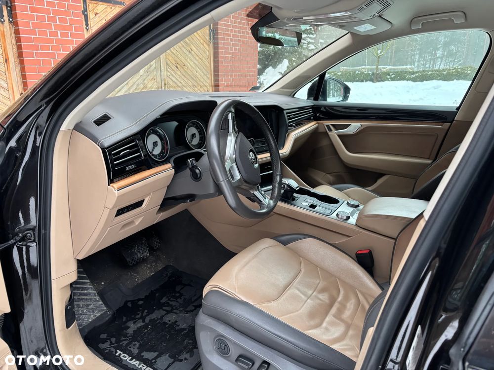 Volkswagen Touareg - 3