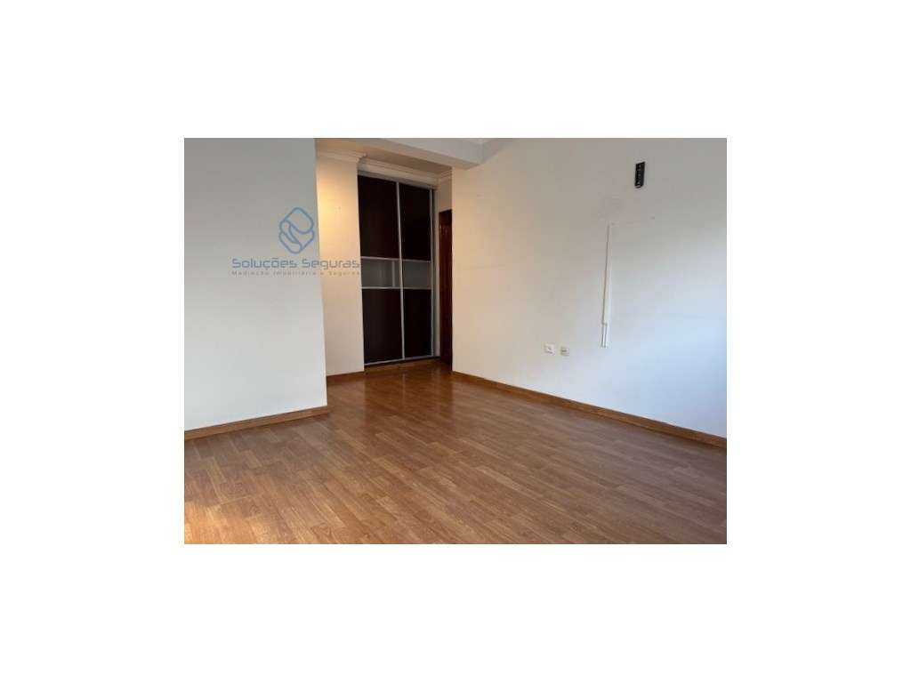 Apartamento T3 | Arrecadação | RC - Grande imagem: 5/12