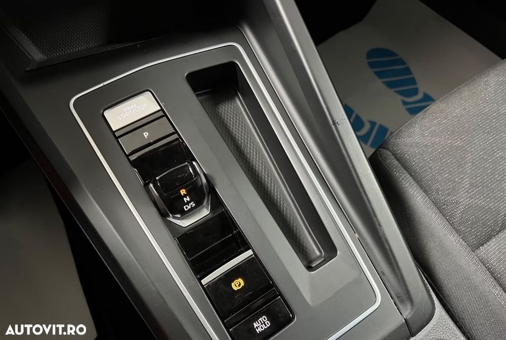 Volkswagen Golf 2.0 TDI SCR DSG Energy - 2