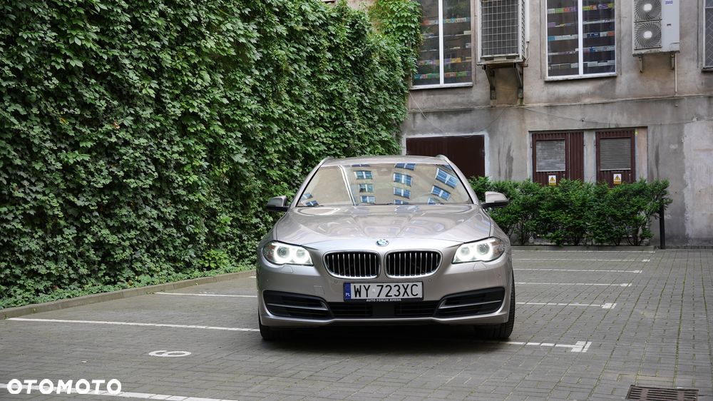 BMW Seria 5 520d Luxury Line - 8