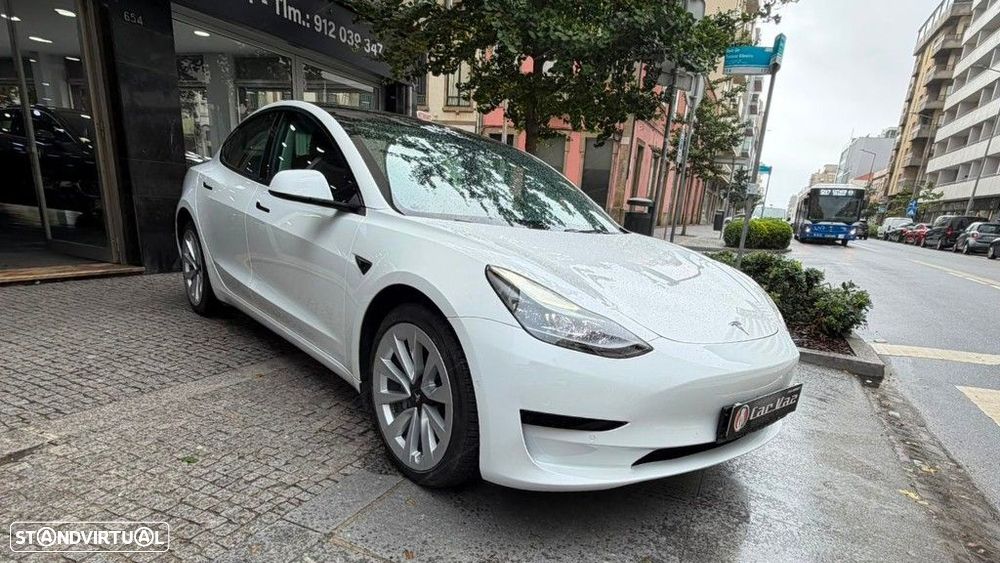 Tesla Model 3 Standard Range Plus RWD - 3
