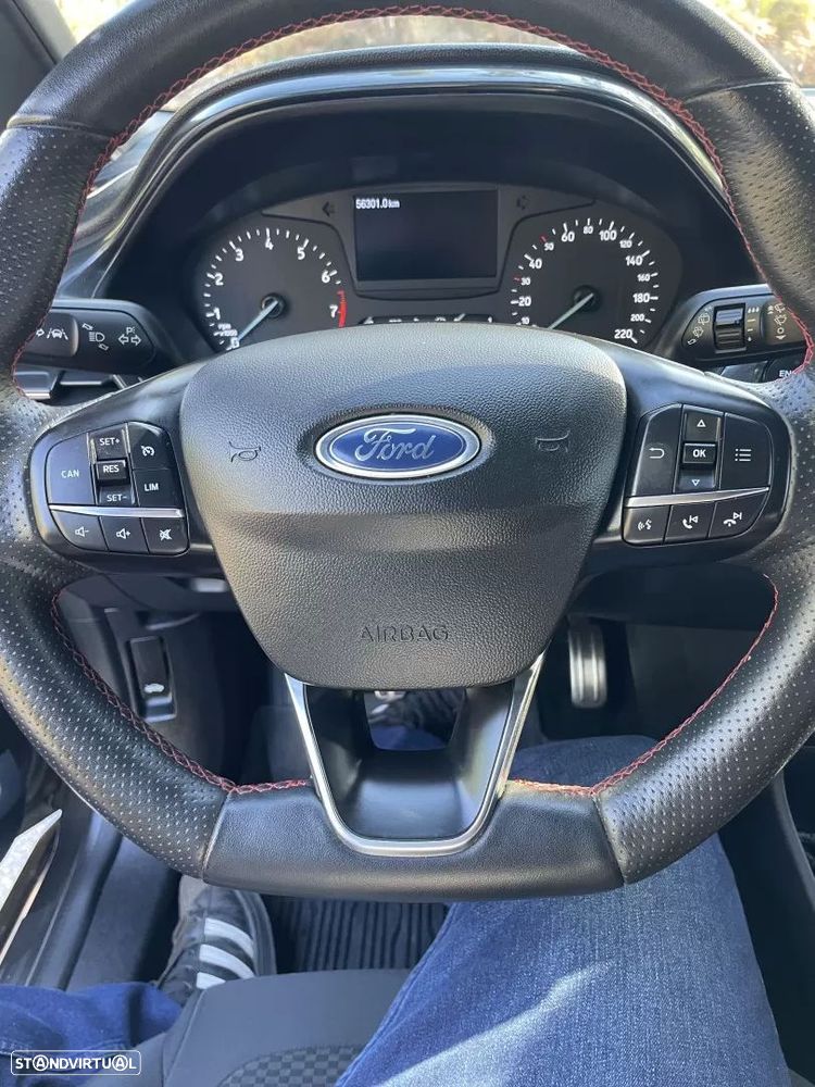 Ford Fiesta 1.0 EcoBoost ST-Line - 10