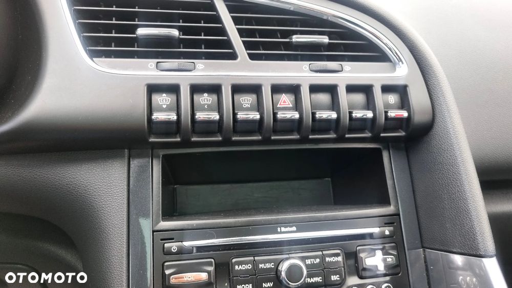 Peugeot 3008 HDi FAP 160 Automatik Active - 32
