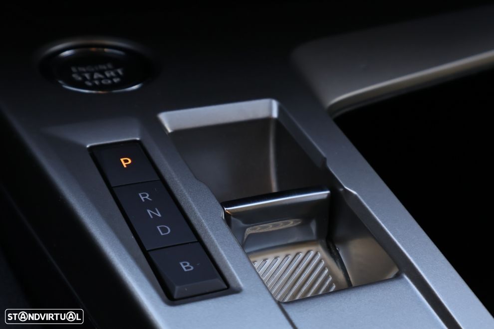 Peugeot 408 1.6 Hybrid Allure e-EAT8 - 10