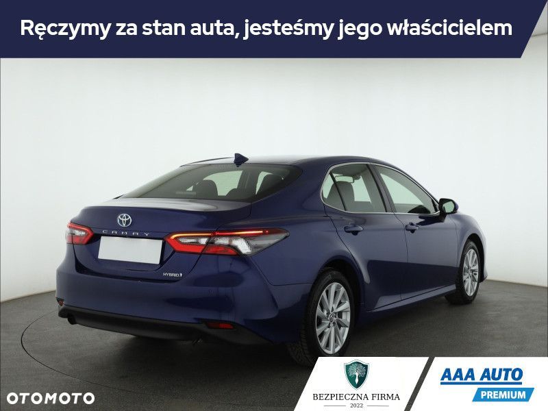 Toyota Camry - 7