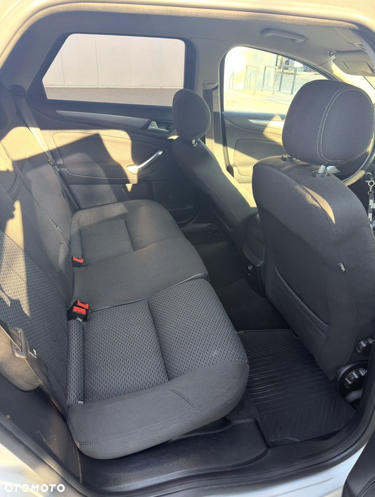 Ford Mondeo 1.6 TDCi Silver X Plus - 4