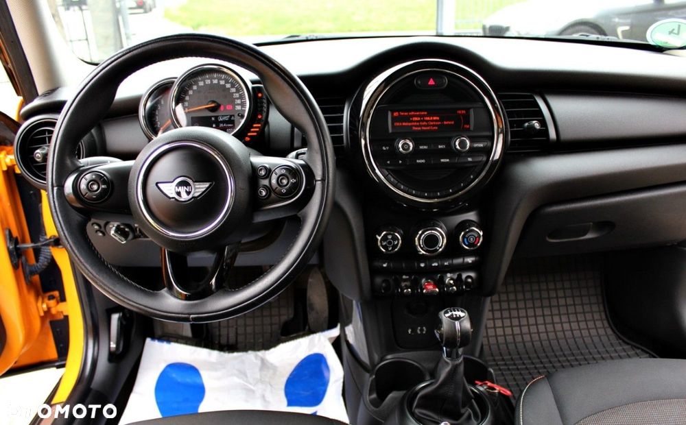 MINI ONE - 18