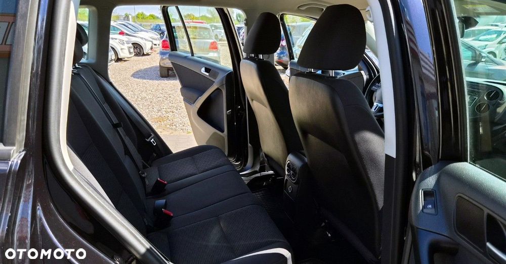 Volkswagen Tiguan - 26