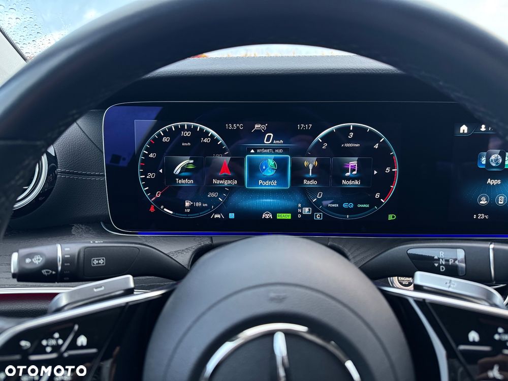 Mercedes-Benz Klasa E 220 d 4-Matic Exclusive - 31