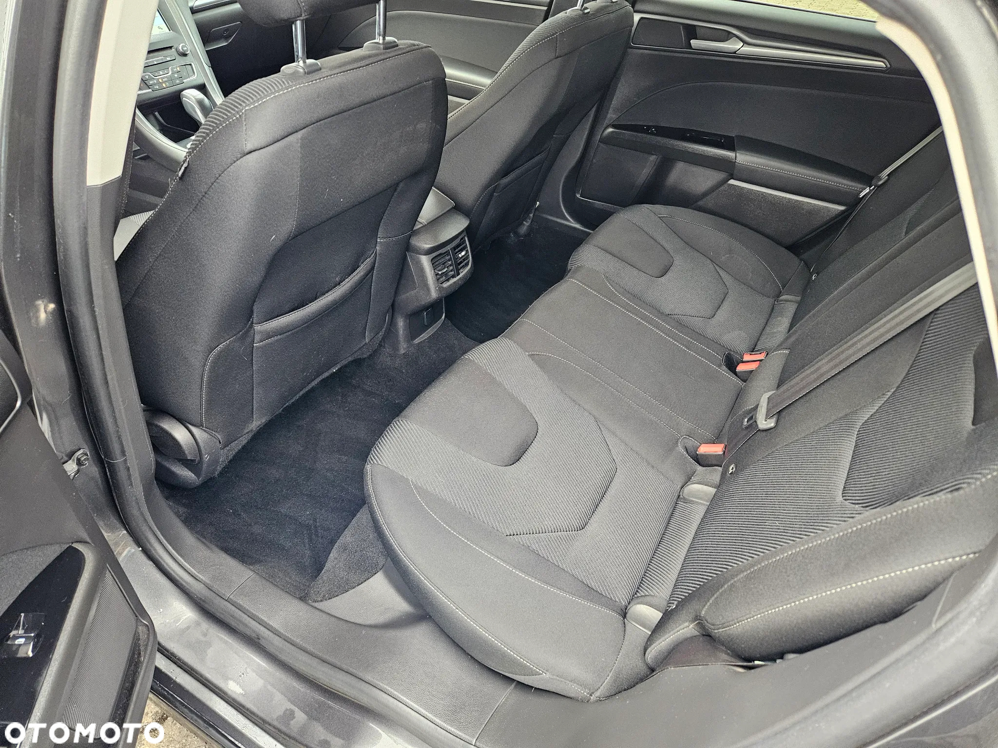 Ford Mondeo 2.0 TDCi Titanium PowerShift - 6