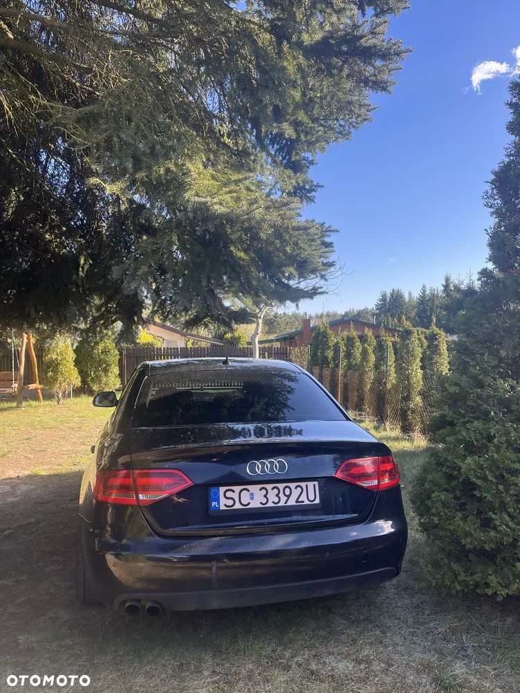Audi A4 Limousine - 3