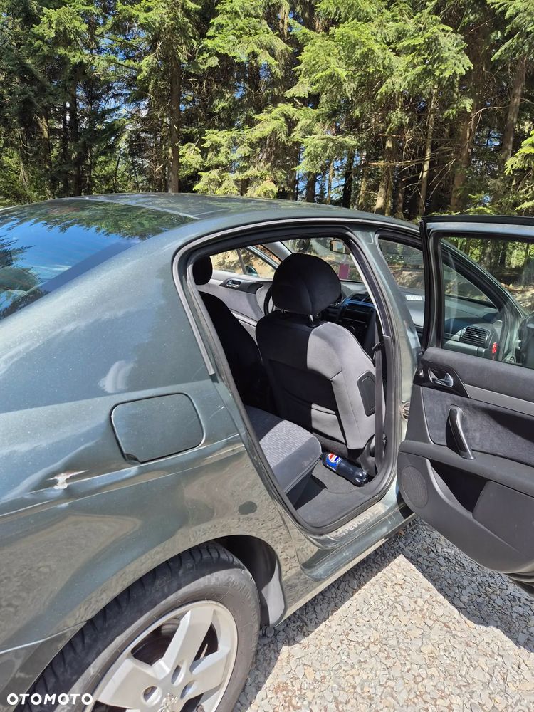 Peugeot 407 HDi 110 Esplanade - 20
