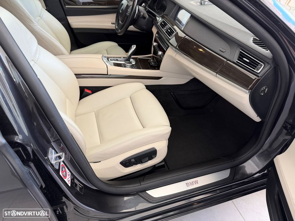 BMW 740 d - 54