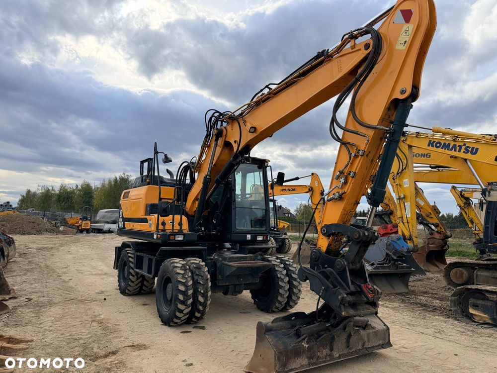 Hyundai HW140