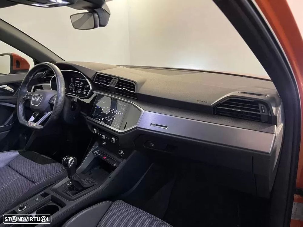Audi Q3 45 TFSIe S line S tronic - 17