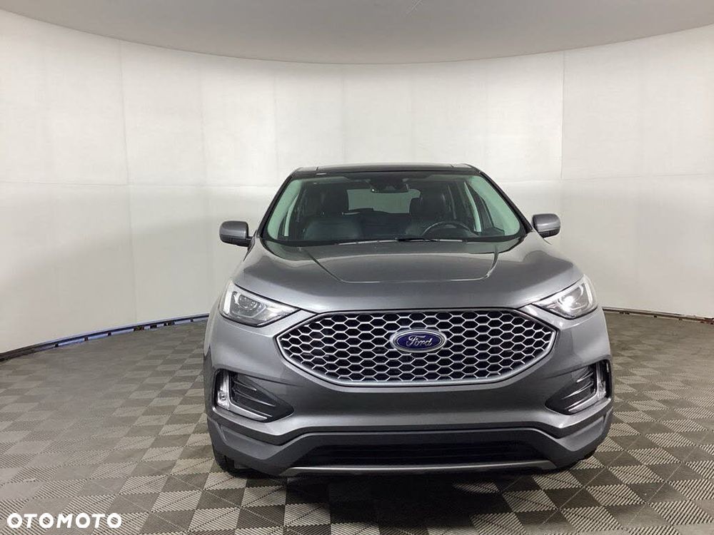 Ford Edge - 5