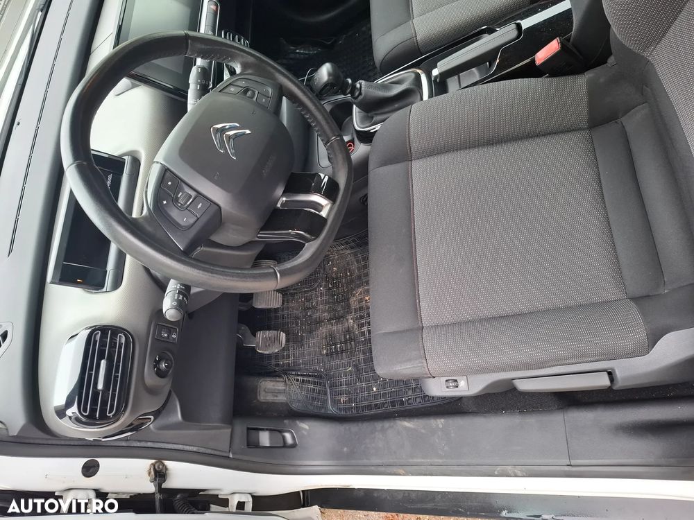 Citroën C4 Cactus 1.2 PureTech S&S BVM6 Shine - 15