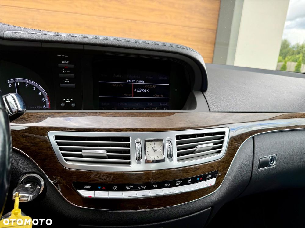 Mercedes-Benz Klasa S 350 BlueTEC DPF 7G-TRONIC - 25