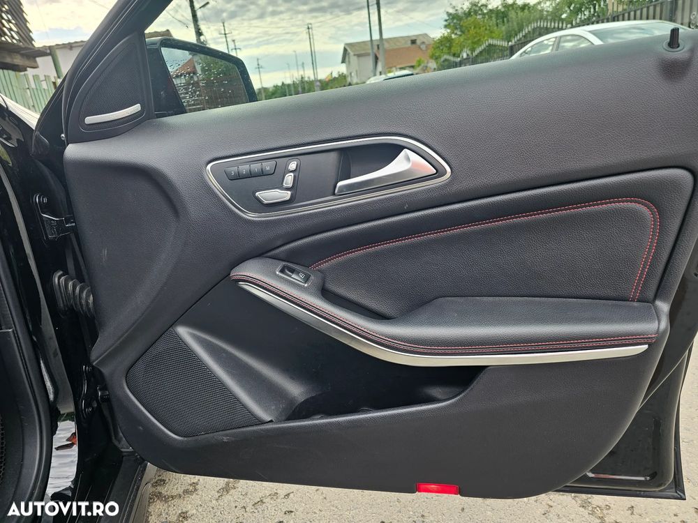 Mercedes-Benz GLA - 10