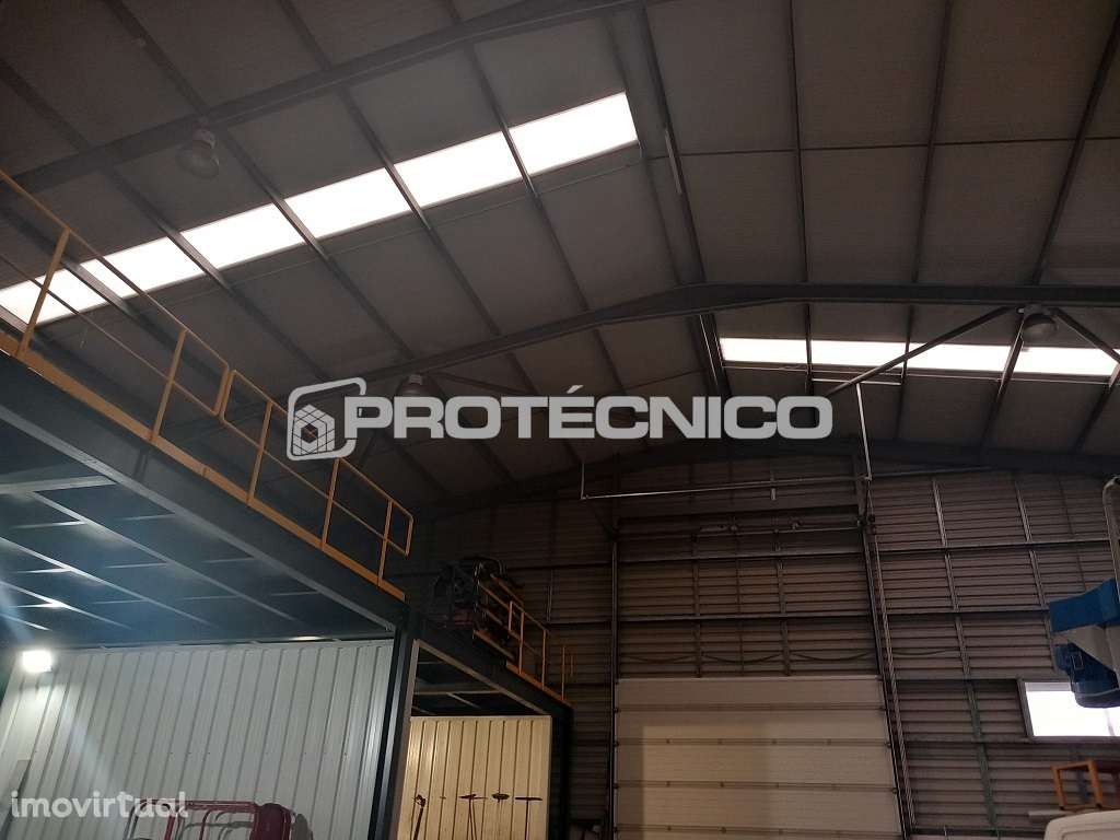 Armazém c/ 700m2 – Z. I. Taboeira - Grande imagem: 2/9