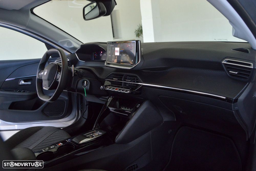 Peugeot 208 1.2 Hybrid Allure e-DCS6 - 10